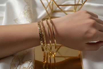 How to Stack Bangles Like a Pro